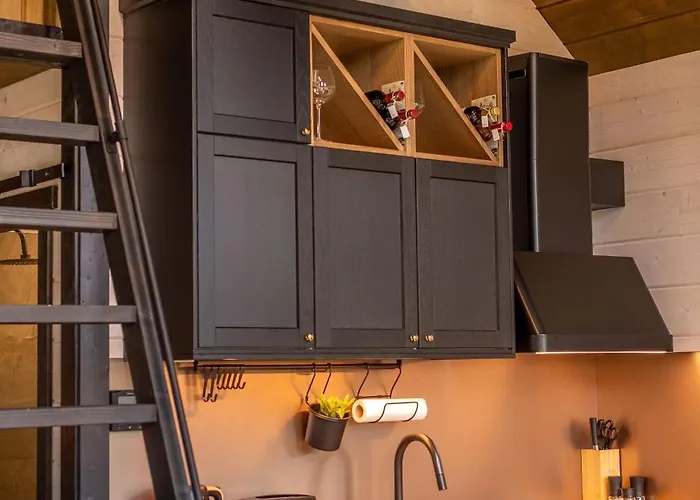 Tindioru Tower * Nogu