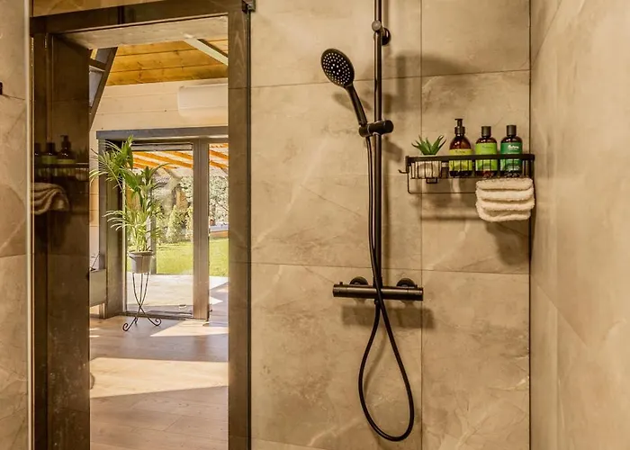 Villa Tindioru Tower Nogu